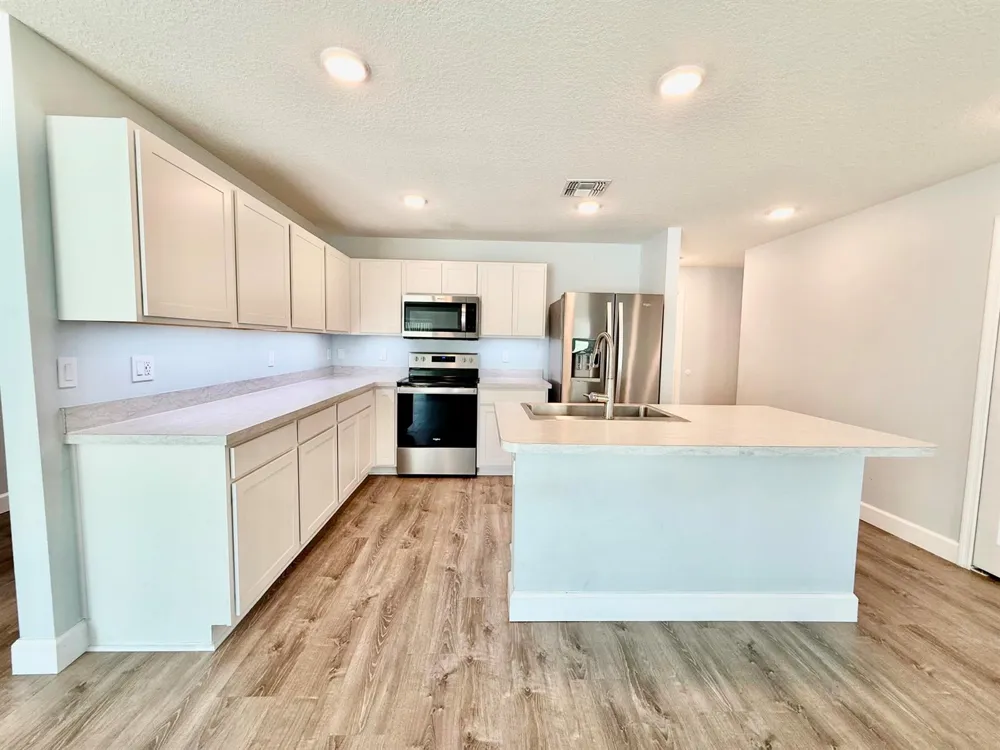 692 SW Hamberland Avenue Port St. Lucie, FL 34953