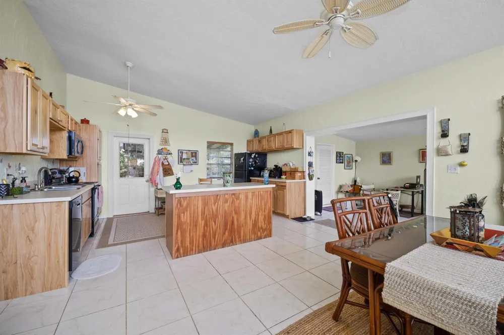 642 W OCEAN Boynton Beach, FL 33426
