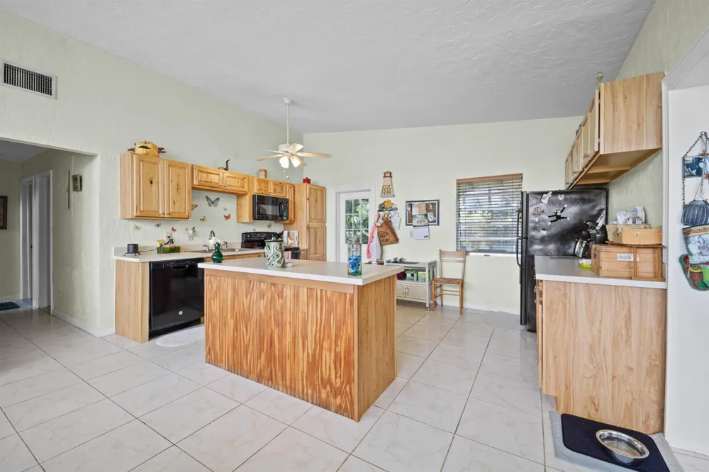 642 W OCEAN Boynton Beach, FL 33426
