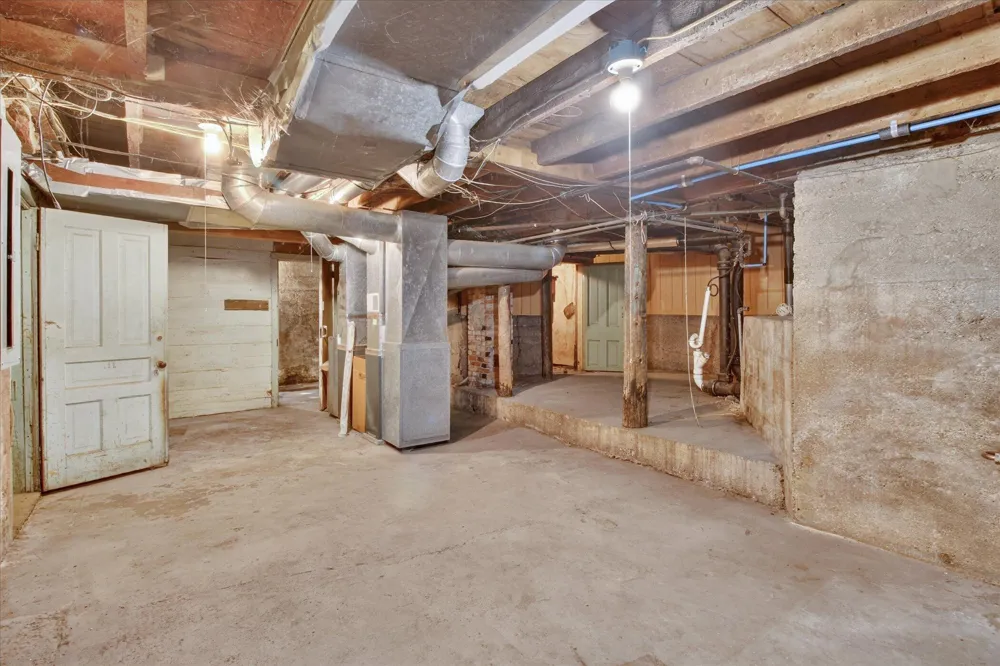 408 S Higbee Street Reed City, MI 49677