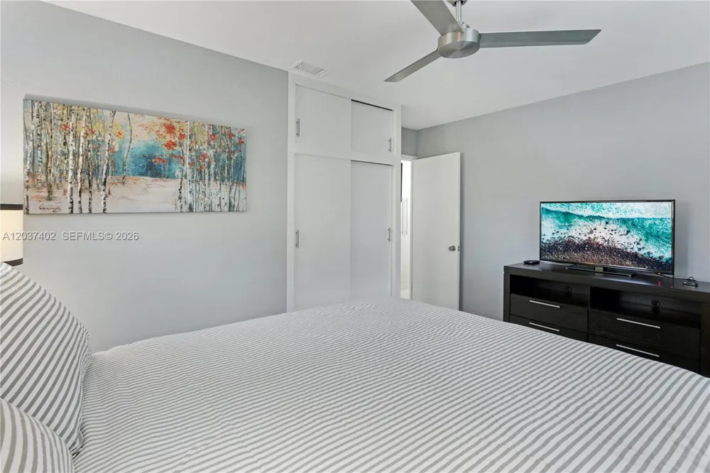 424 NE 27th Dr Wilton Manors, FL 33334