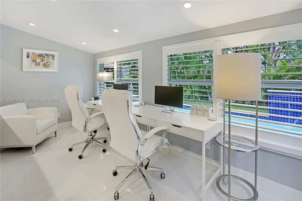 424 NE 27th Dr Wilton Manors, FL 33334