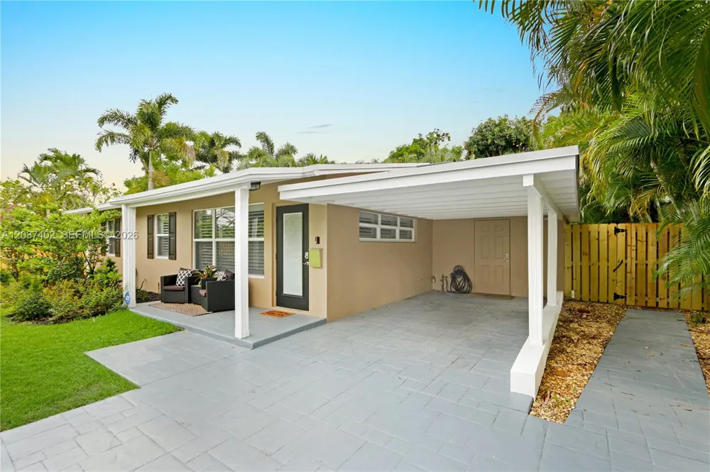 424 NE 27th Dr Wilton Manors, FL 33334