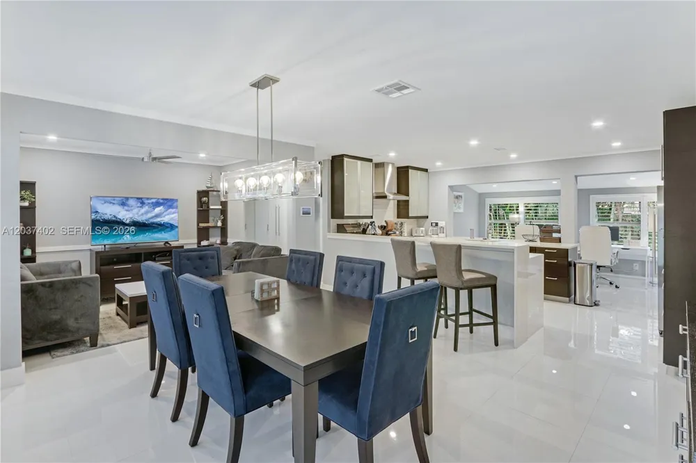 424 NE 27th Dr Wilton Manors, FL 33334