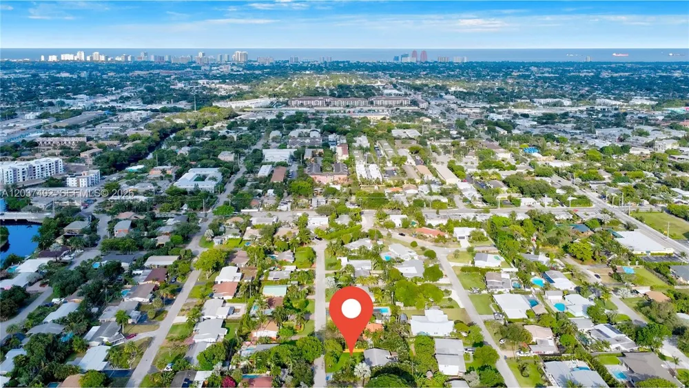 424 NE 27th Dr Wilton Manors, FL 33334