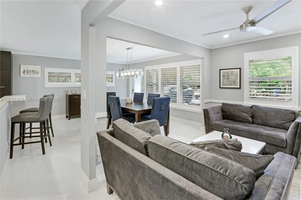 424 NE 27th Dr Wilton Manors, FL 33334