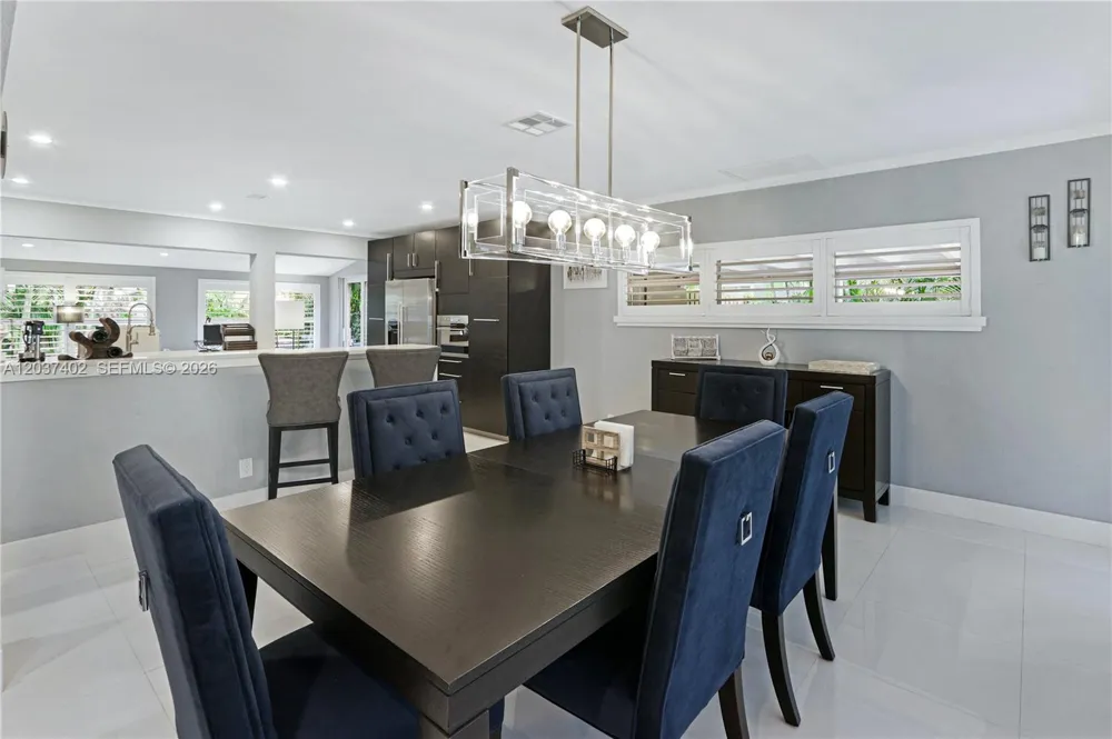 424 NE 27th Dr Wilton Manors, FL 33334