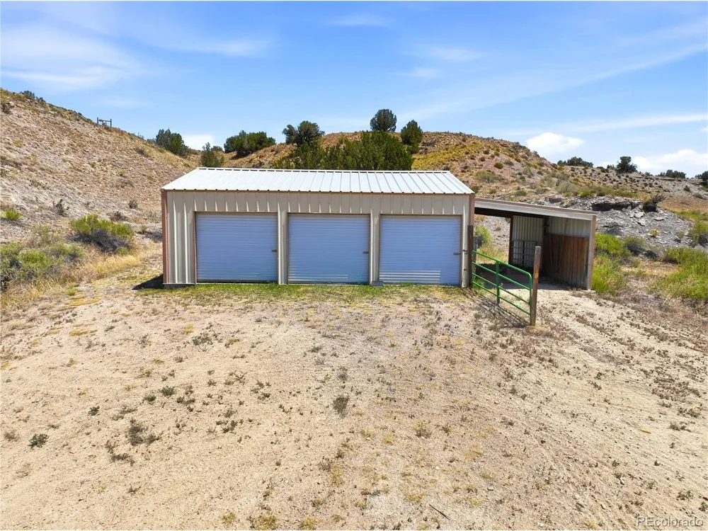 570 Valley Drive Penrose, CO 81240