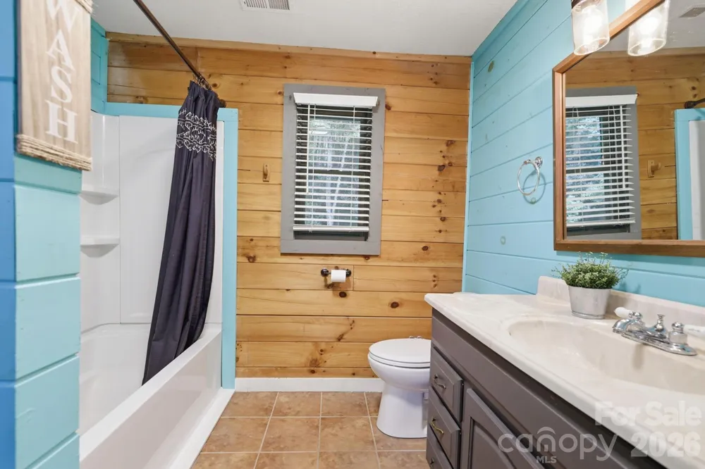 4035 Bald Creek Road Clyde, NC 28721