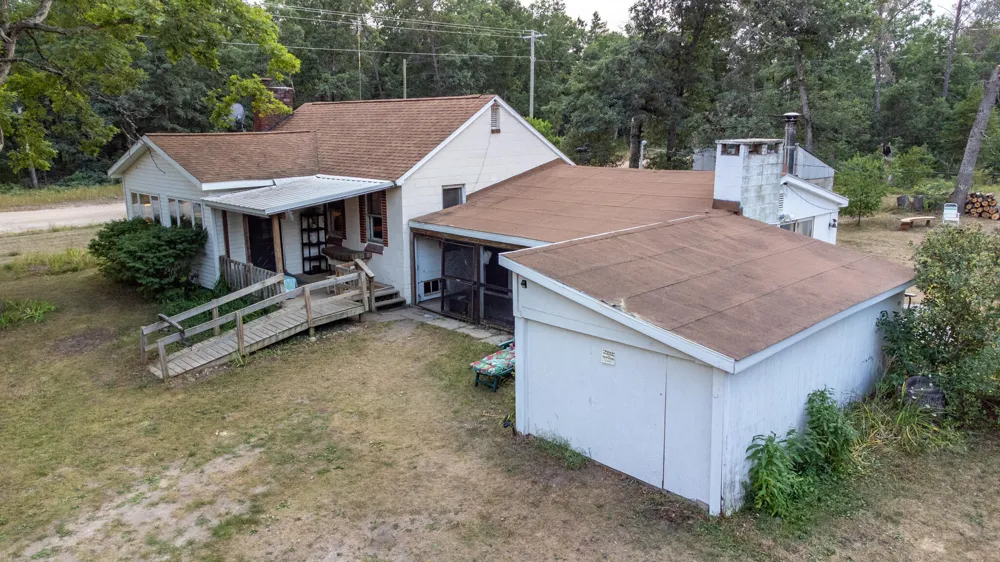 3985 S Peacock Trail Baldwin, MI 49304
