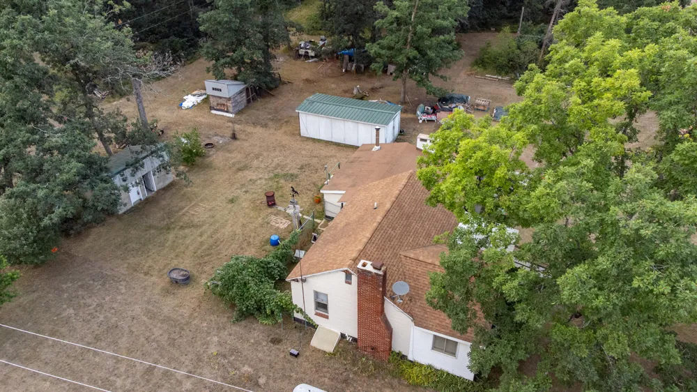 3985 S Peacock Trail Baldwin, MI 49304