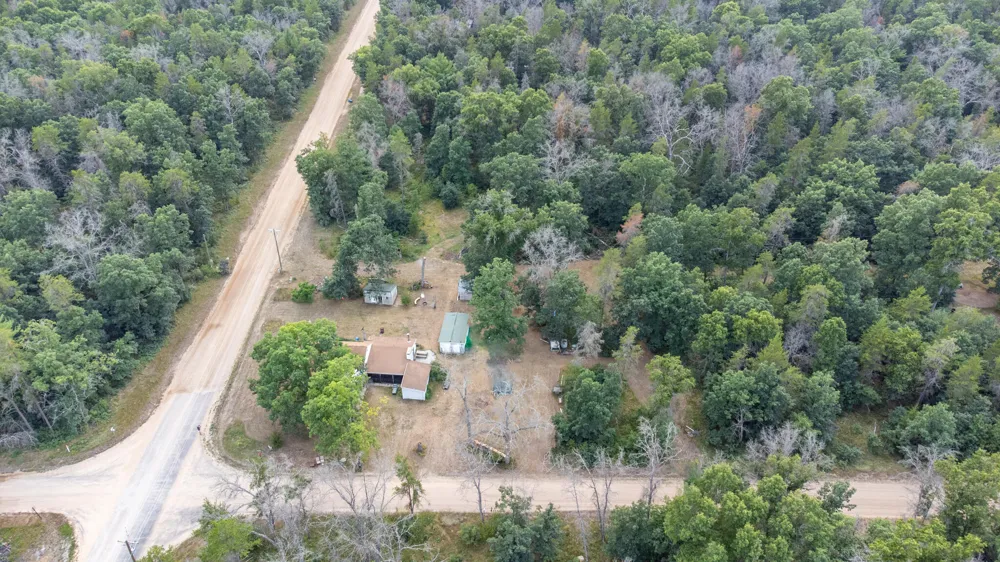 3985 S Peacock Trail Baldwin, MI 49304