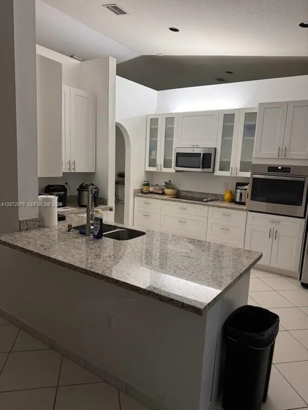15234 SW 140th St Miami, FL 33196