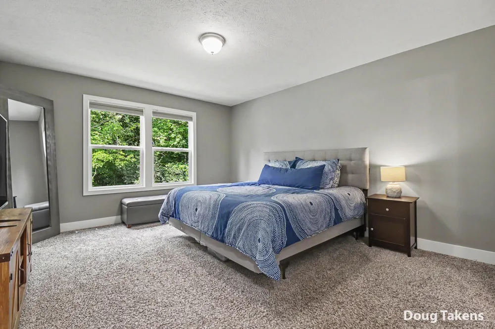 9413 Sunset Ridge Drive NE Algoma Township, MI 49341