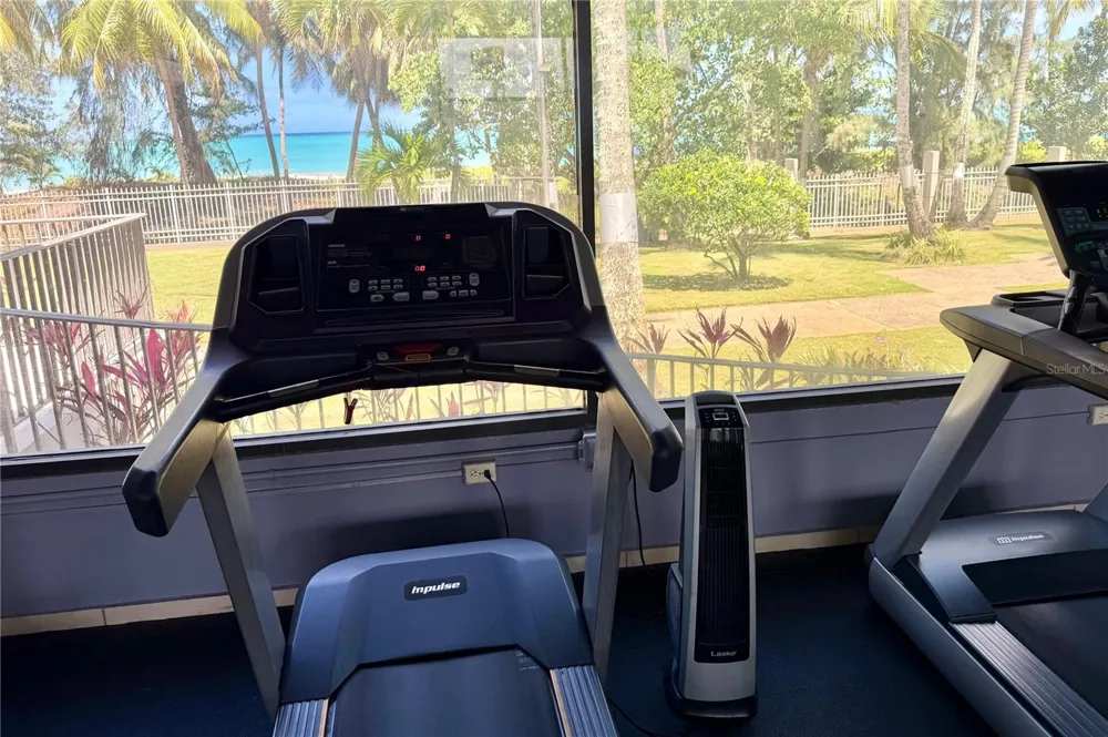 Villas del Mar PH AVE ISLA VERDE #H Carolina, PR 00979