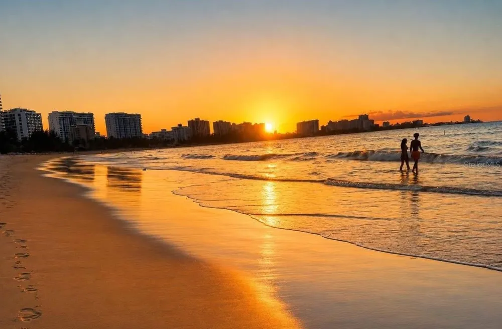 Villas del Mar PH AVE ISLA VERDE #H Carolina, PR 00979