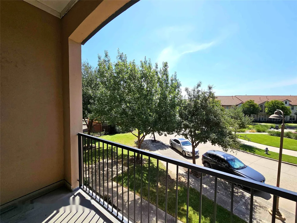 627 Senda #58 Irving, TX 75039