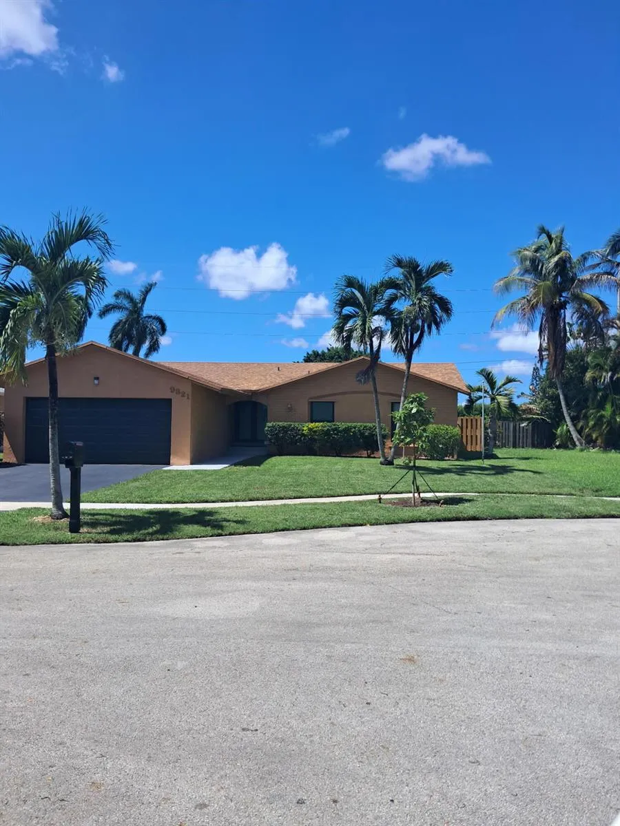 9321 NW 43RD Manor S Sunrise, FL 33351
