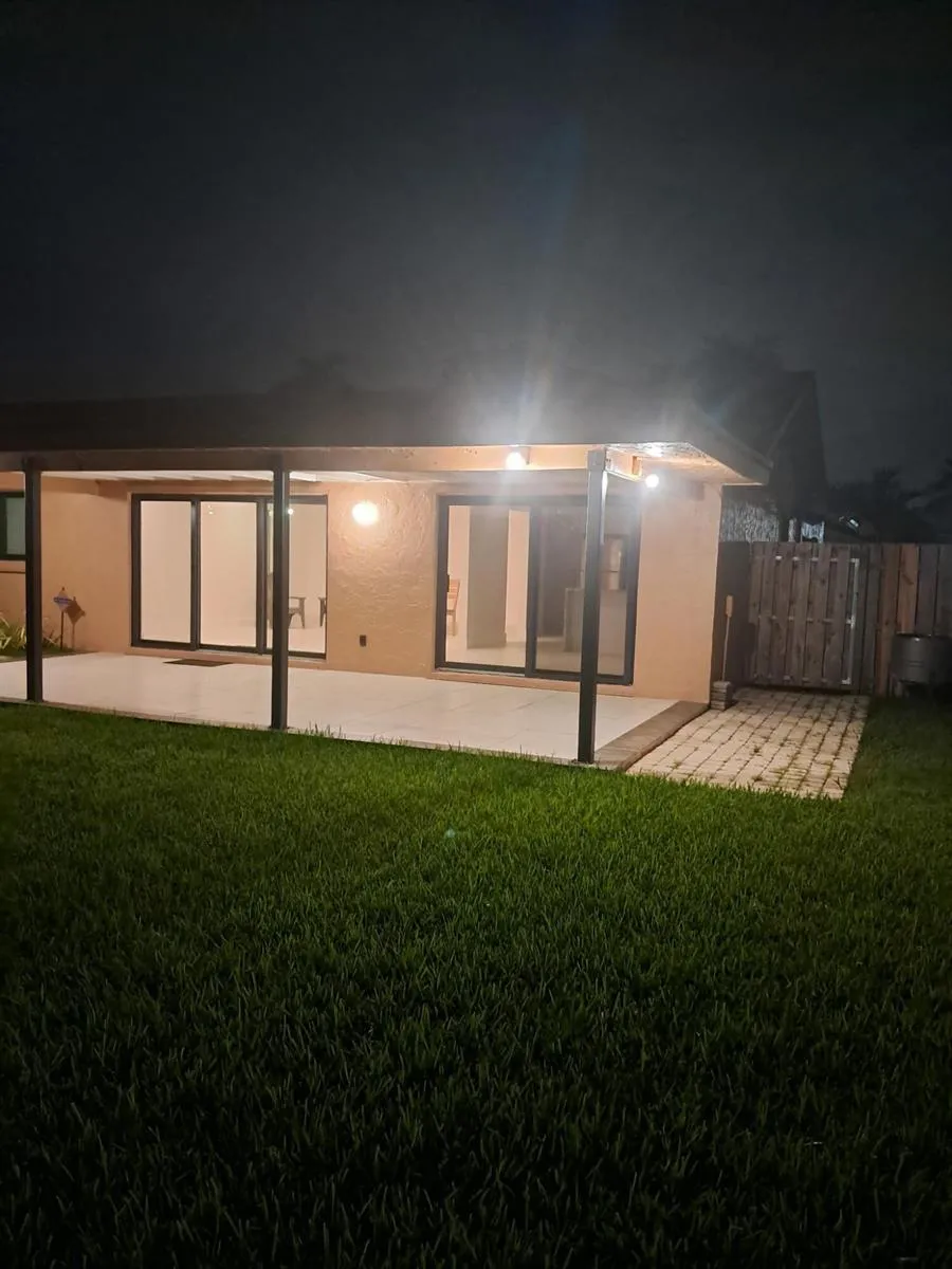 9321 NW 43RD Manor S Sunrise, FL 33351