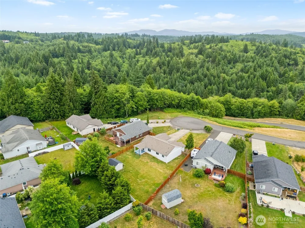 19 Timber Lane Elma, WA 98541