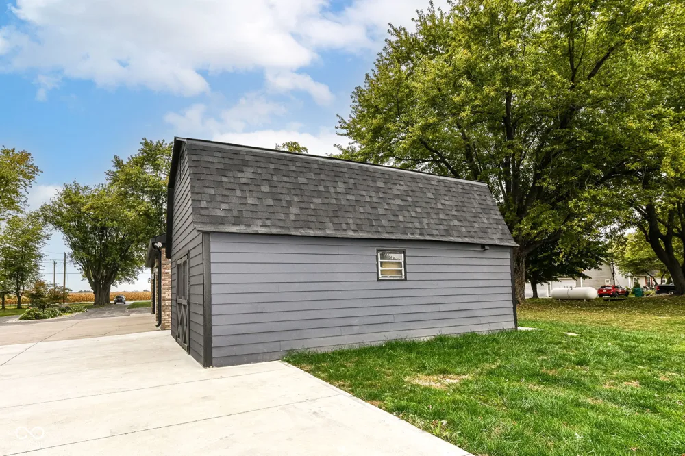 8585 County Road 925 E Brownsburg, IN 46112