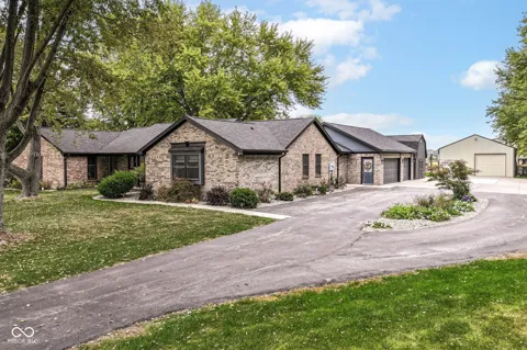 8585 County Road 925 E