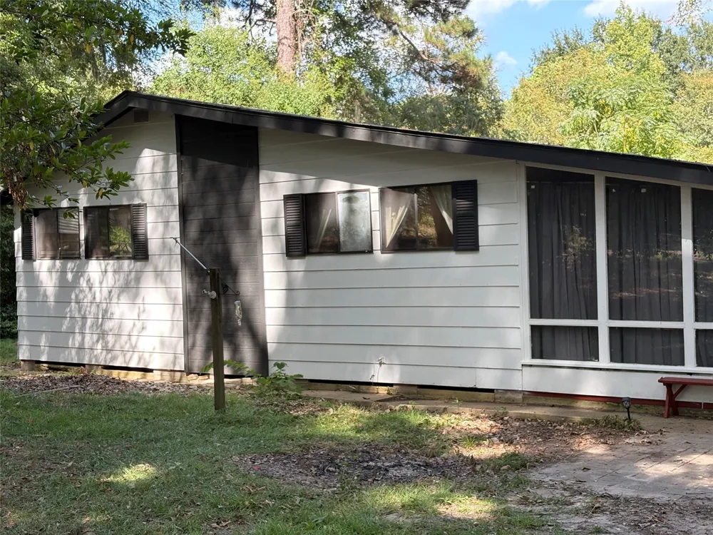 213 Dogwood Drive Elm Grove, LA 71051