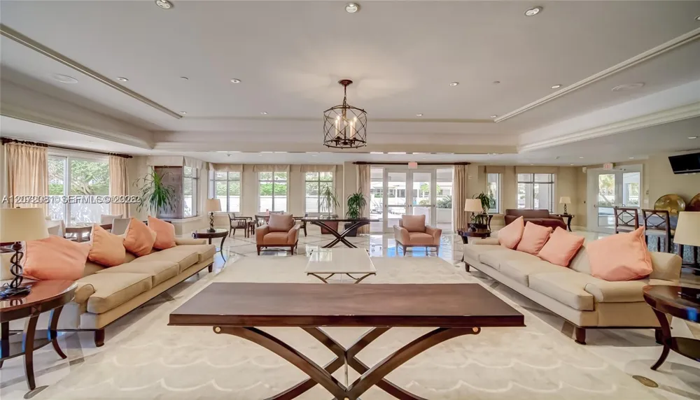 19900 E Country Club Dr #TS18 Aventura, FL 33180