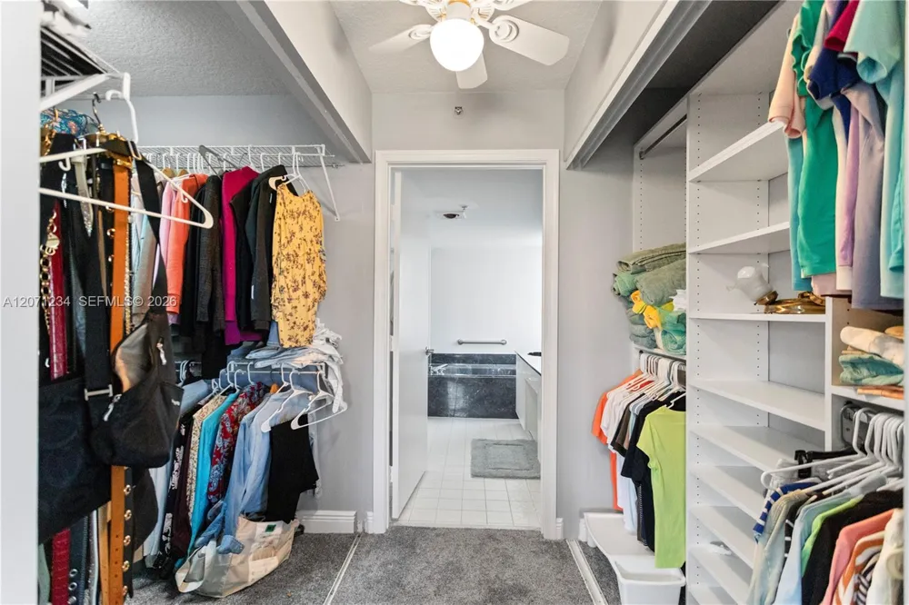5876 Regal Glen Dr #101 Boynton Beach, FL 33437