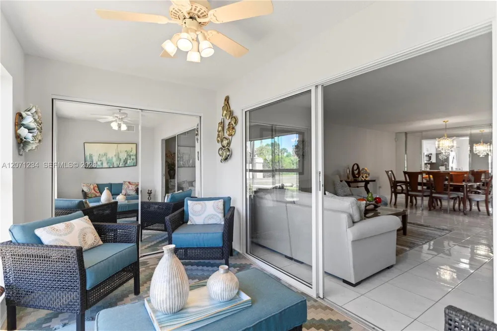 5876 Regal Glen Dr #101 Boynton Beach, FL 33437