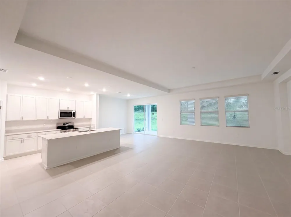 669 TUNDRA LOOP Groveland, FL 34736