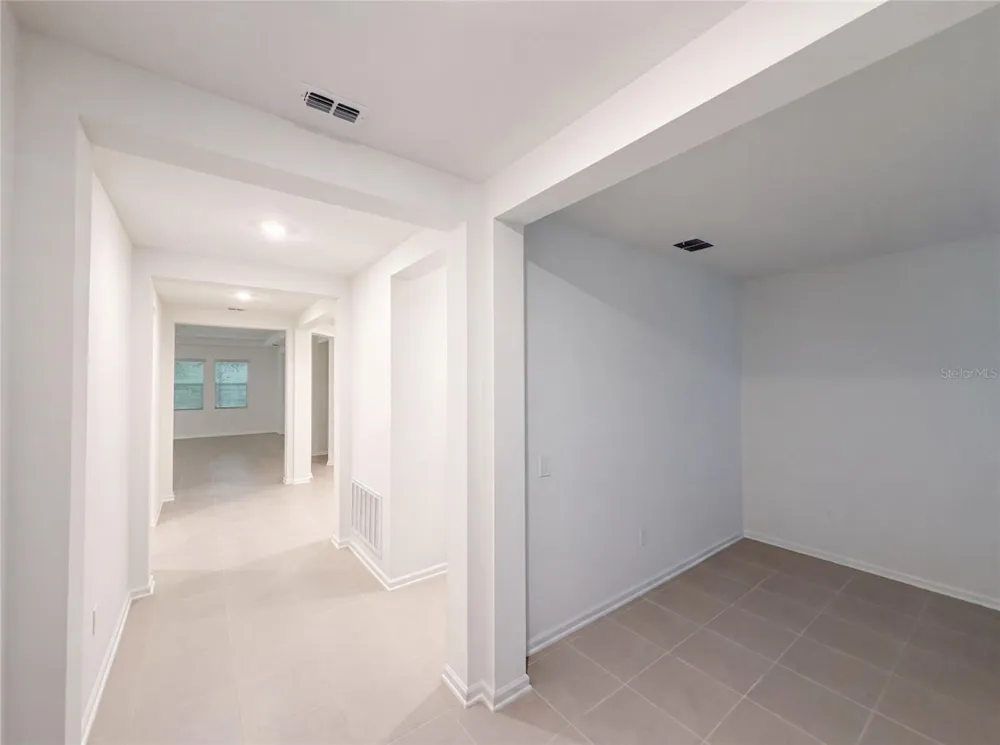 669 TUNDRA LOOP Groveland, FL 34736