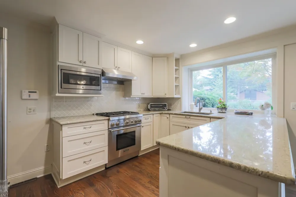 1024 Buckingham Road Grosse Pointe Park City, MI 48230