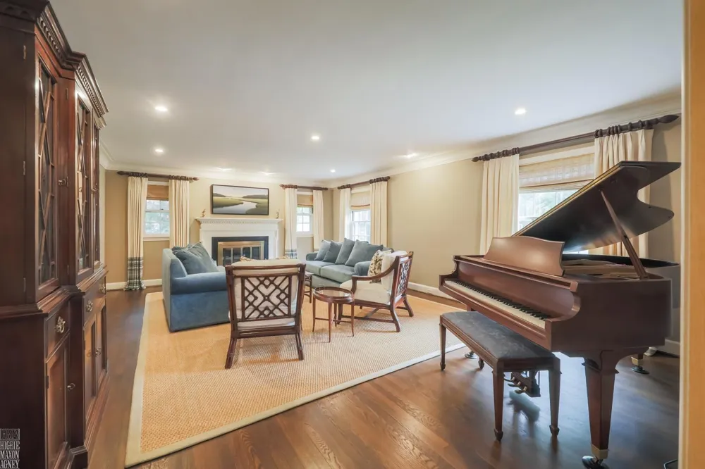 1024 Buckingham Road Grosse Pointe Park City, MI 48230