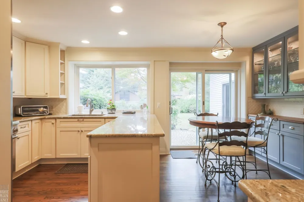 1024 Buckingham Road Grosse Pointe Park City, MI 48230