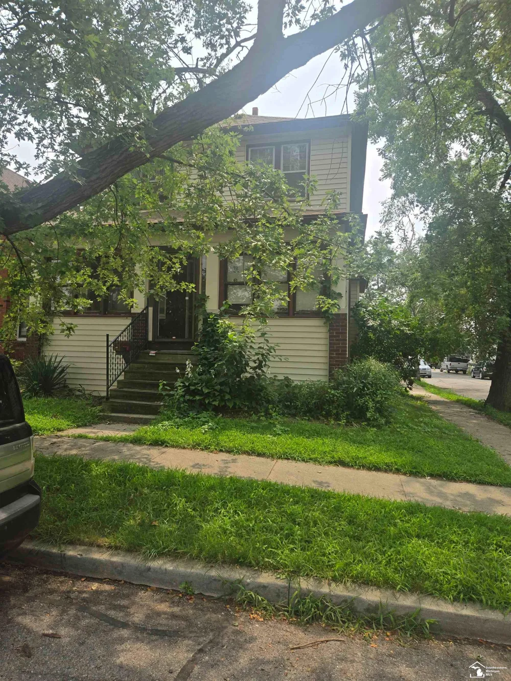 139 Perry Place Street Wyandotte City, MI 48192