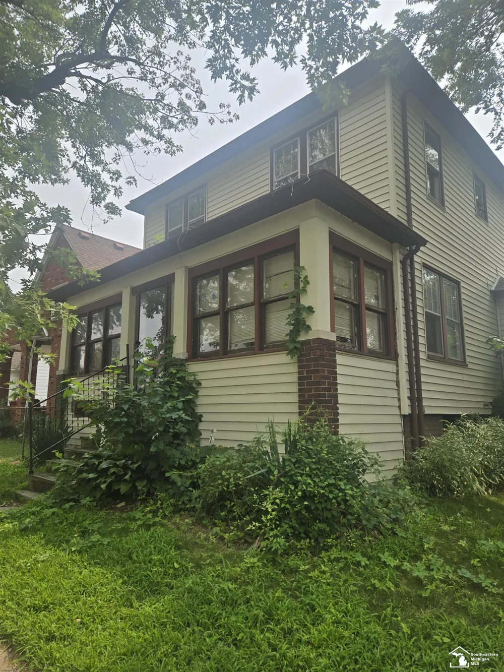 139 Perry Place Street Wyandotte City, MI 48192