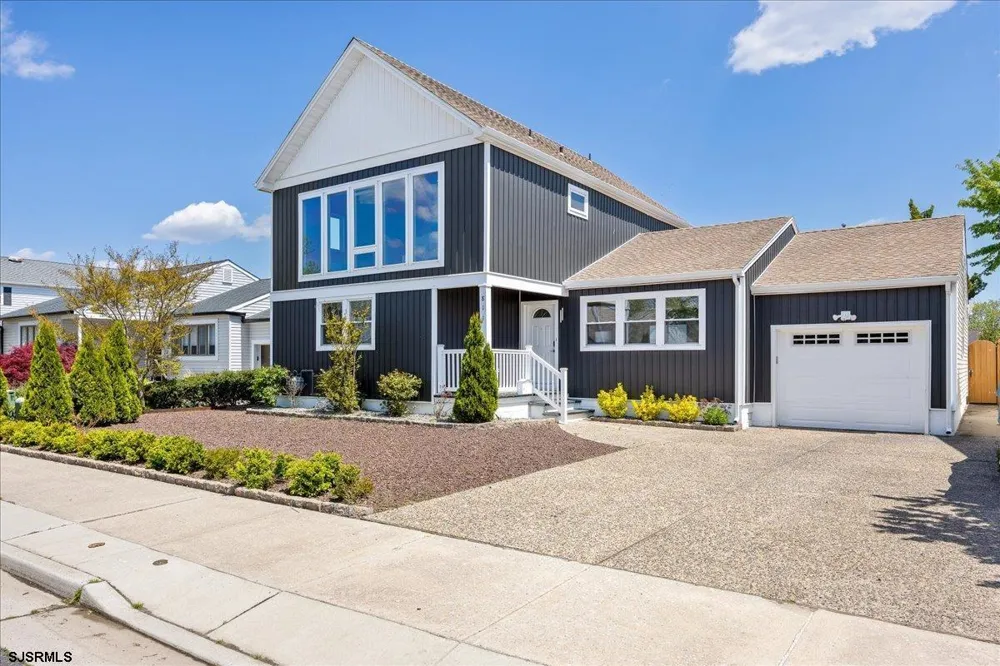 811 N Burghley Ave Ventnor, NJ 08406