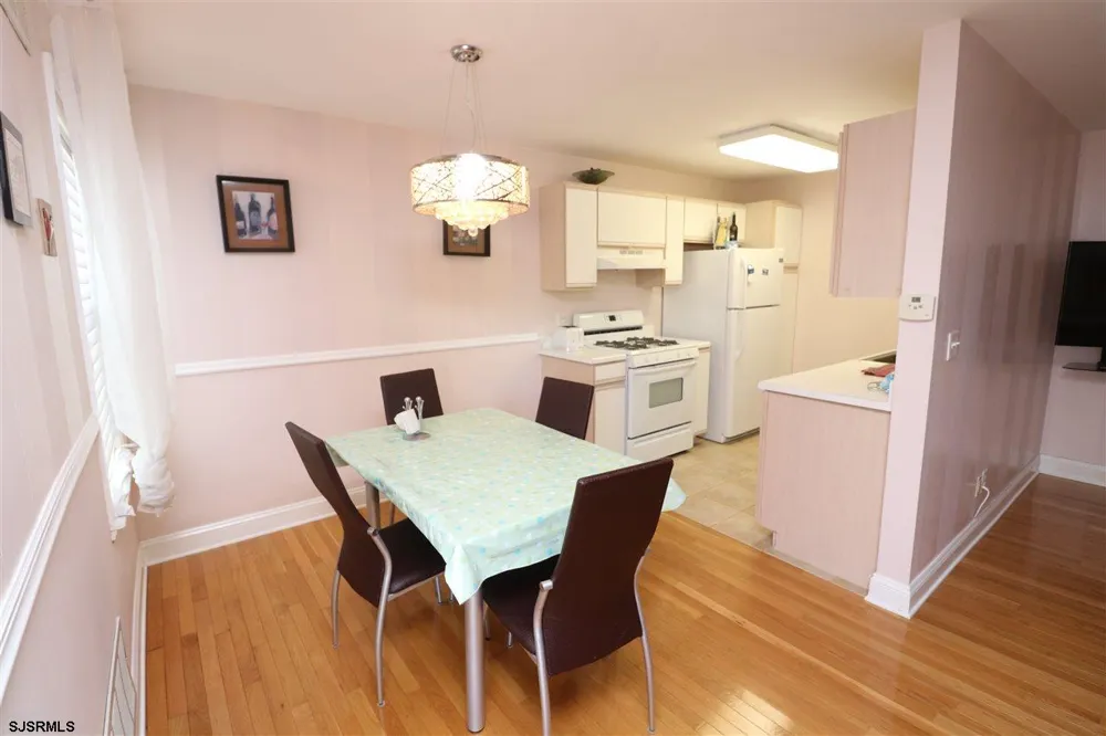 200 N Decatur Ave - Winter rental Margate, NJ 08402