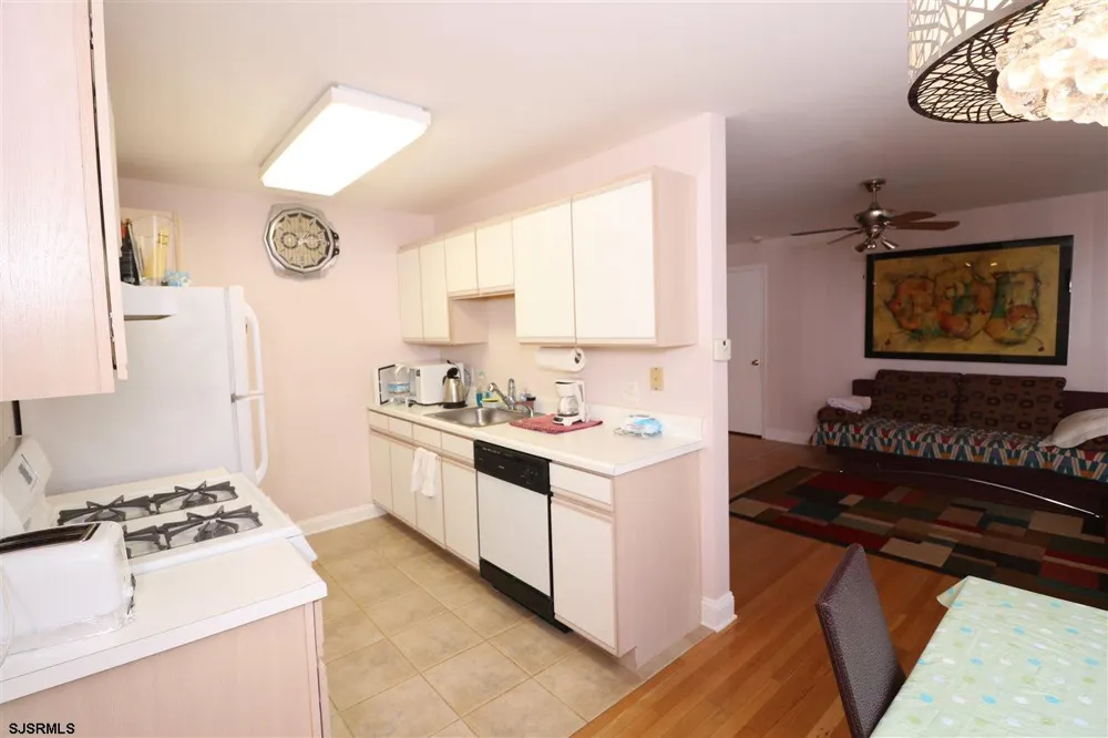 200 N Decatur Ave - Winter rental Margate, NJ 08402