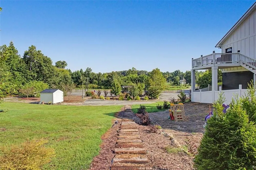 250 Crowe Springs Road NW Cartersville, GA 30121