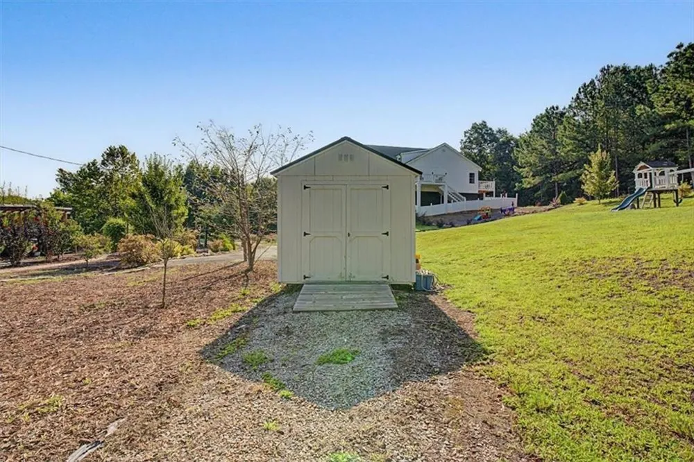250 Crowe Springs Road NW Cartersville, GA 30121