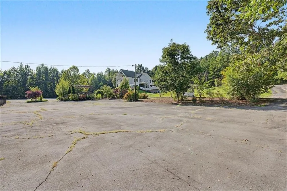250 Crowe Springs Road NW Cartersville, GA 30121