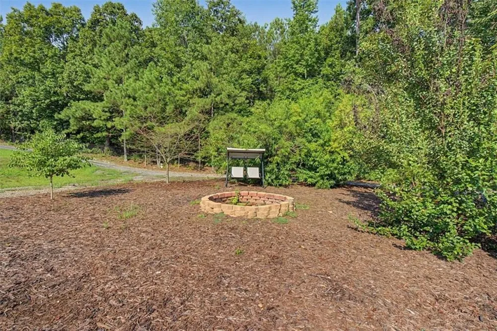 250 Crowe Springs Road NW Cartersville, GA 30121