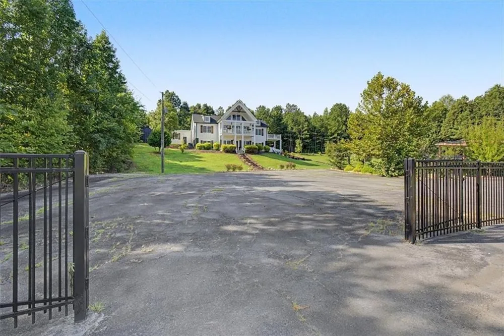 250 Crowe Springs Road NW Cartersville, GA 30121
