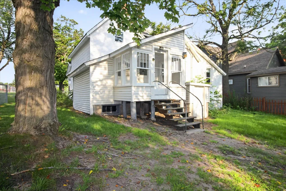 408 S Higbee Street Reed City City, MI 49677