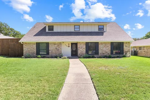 2724 Glen Forest Lane