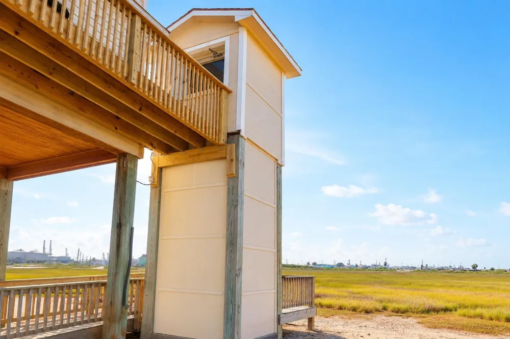 1110 Militia Dr Surfside Beach, TX 77541