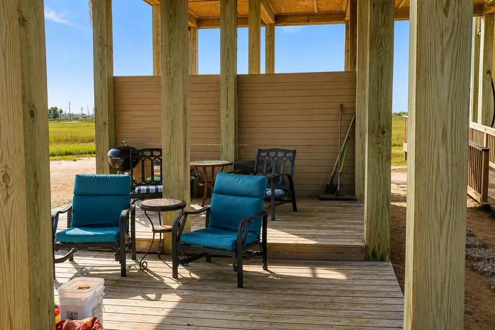 1110 Militia Dr Surfside Beach, TX 77541