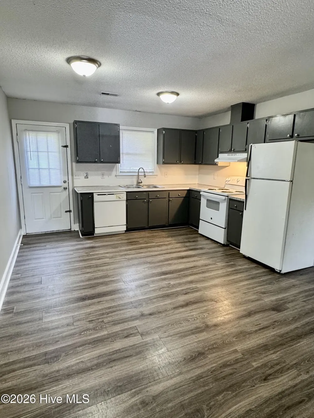 1400 E 1st Street #B Greenville, NC 27858